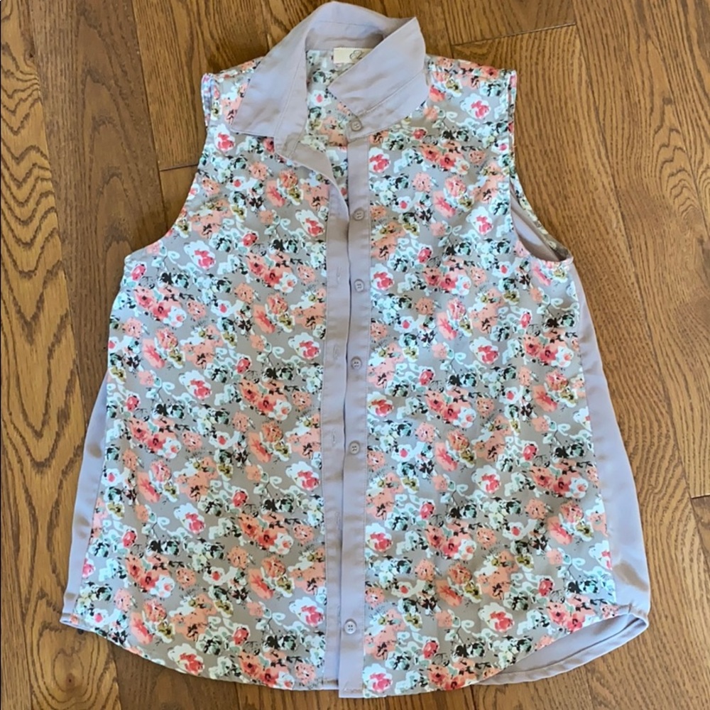 Mixed floral with solid color blouse tank